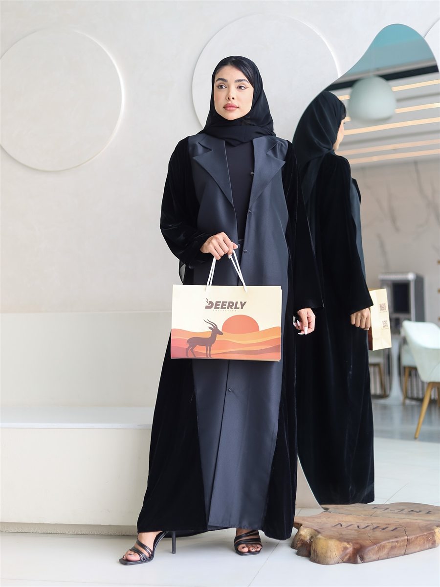 عباية المخمل والكريب